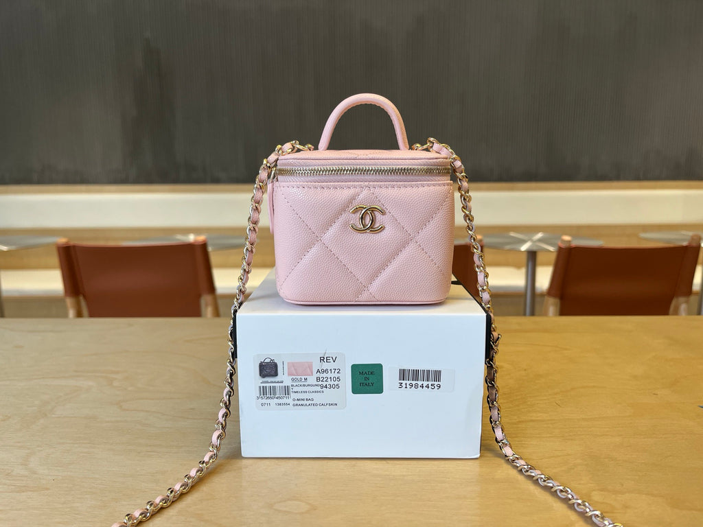 CHANEL MINI VANITY CAVIAR
