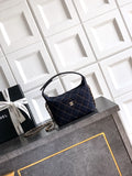 CHANEL CLUTCH DENIM GOLD METAL