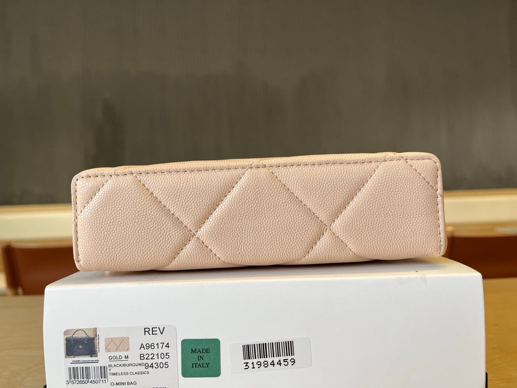 CHANEL