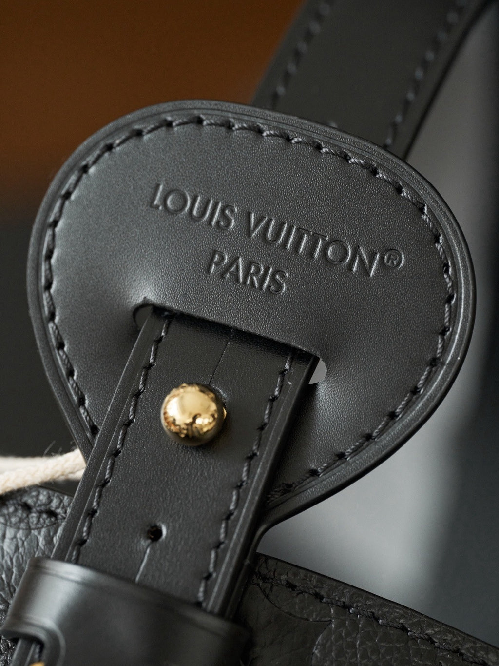 LV BB BUCKET BAG