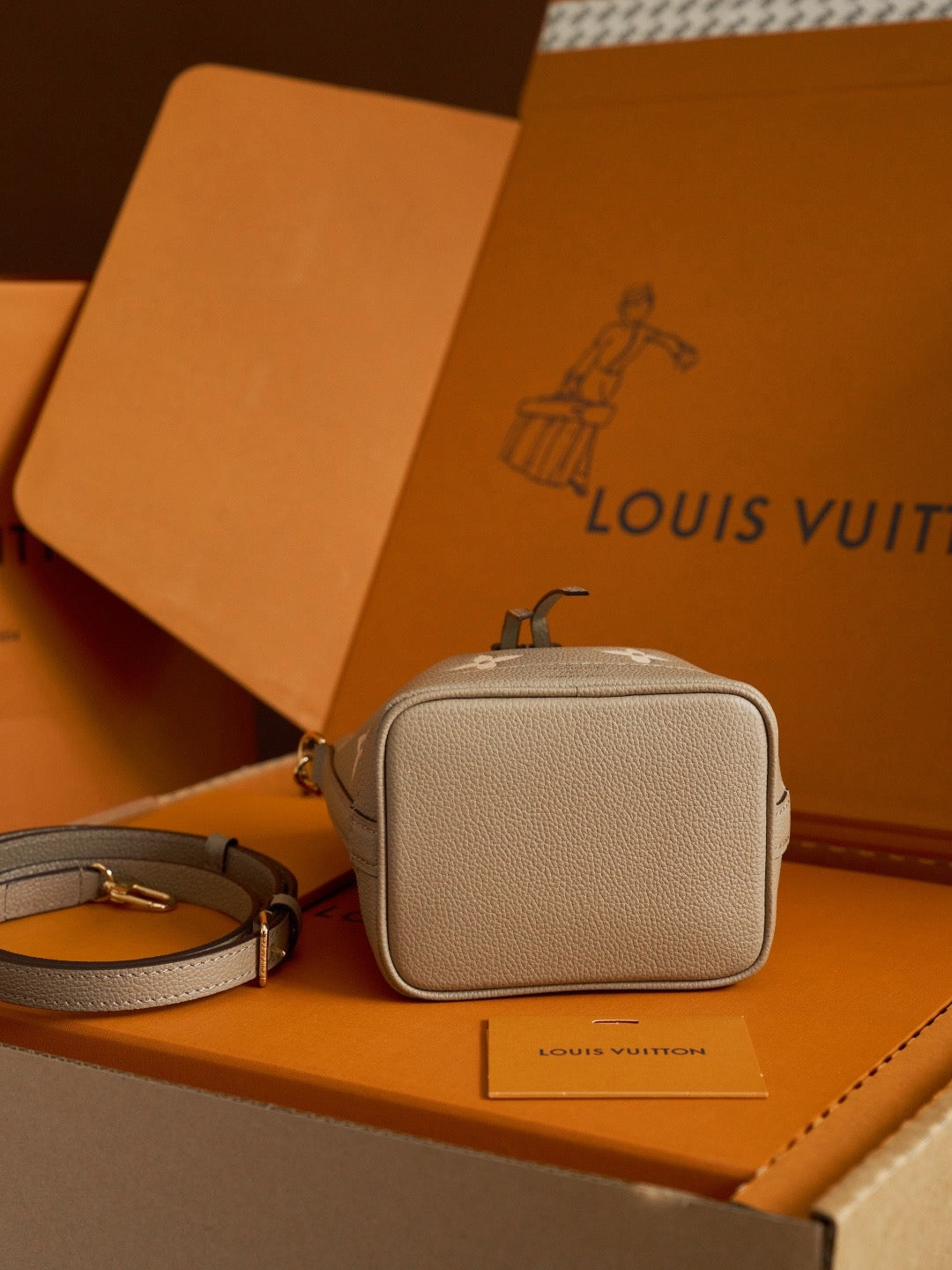 LV NANO NOÈ MONOGRAM