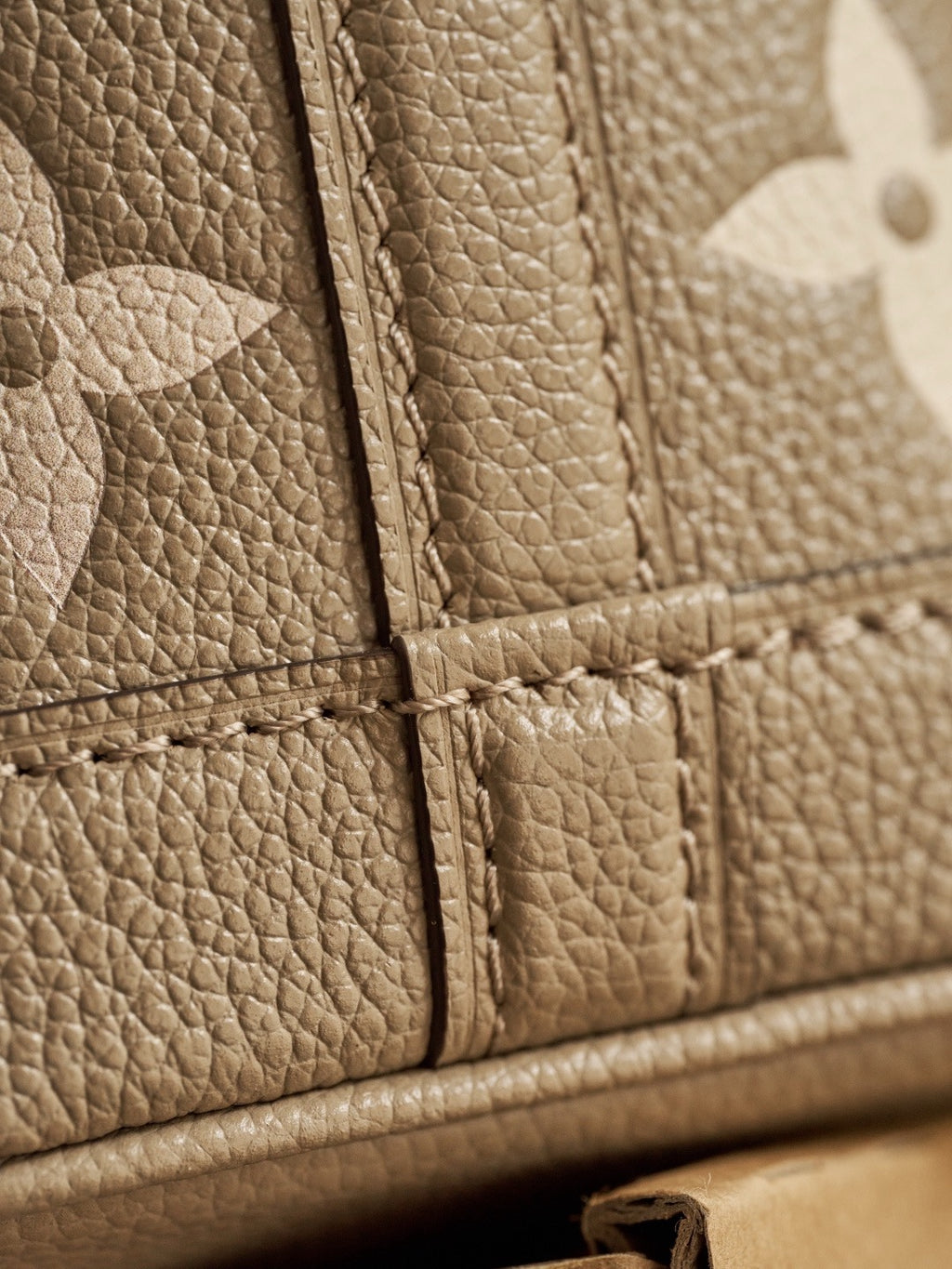 LV NANO NOÈ MONOGRAM