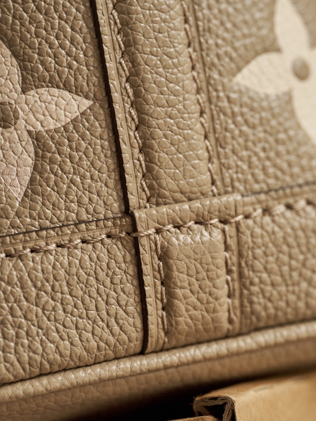LV NANO NOÈ MONOGRAM