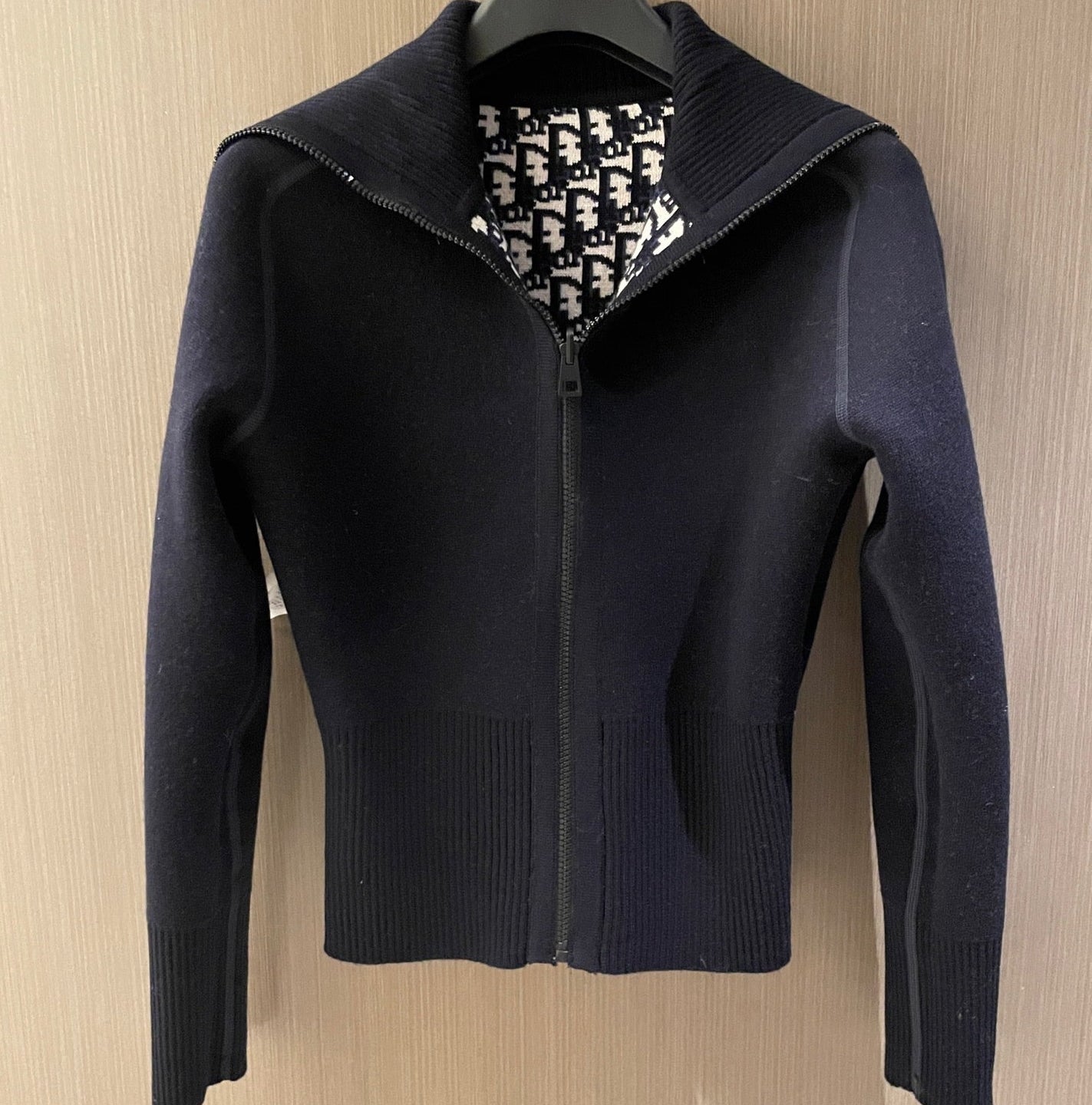 DIOR КАШМИРЕНА ГОРНИЦА