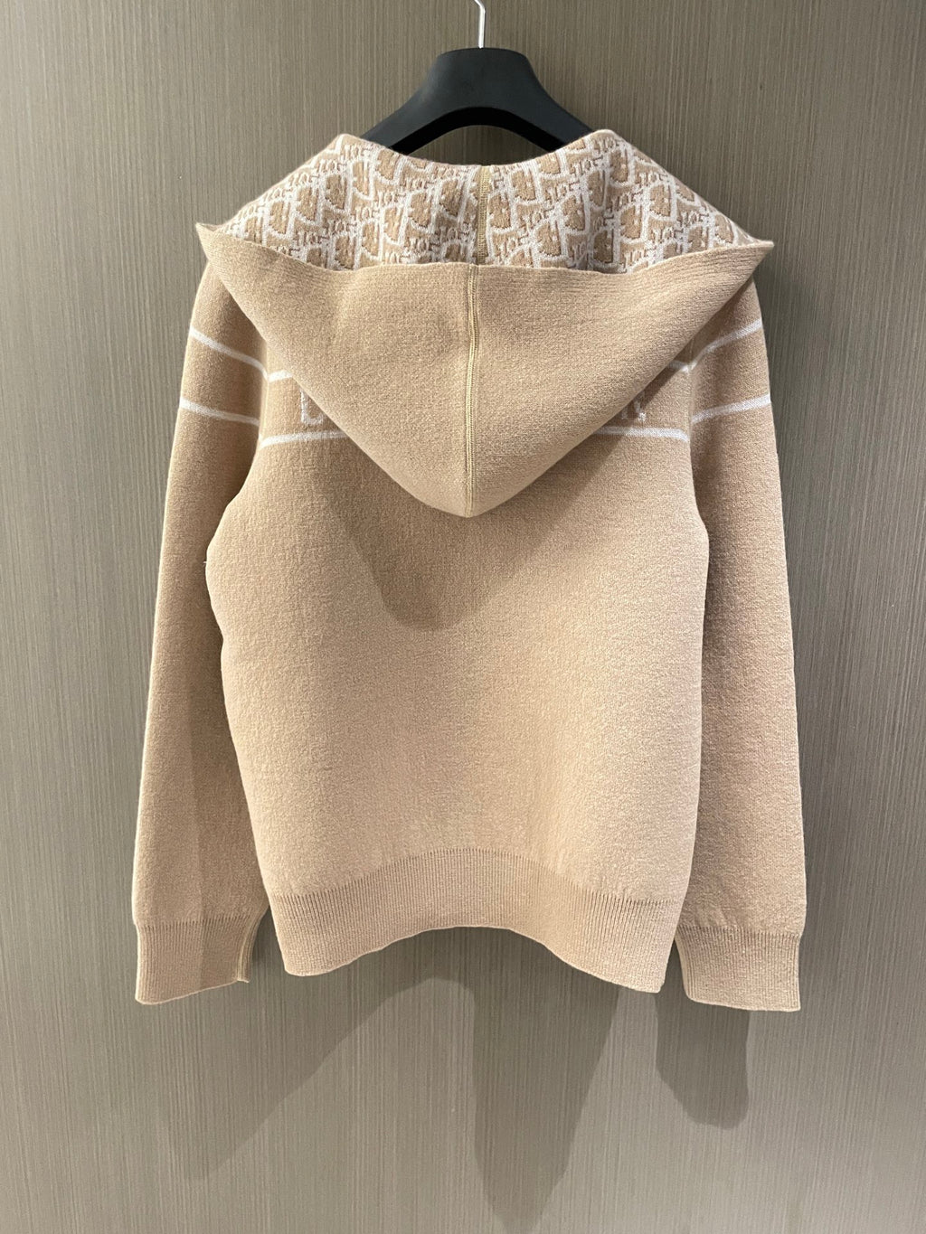 DIOR КАШМИРЕНА ГОРНИЦА