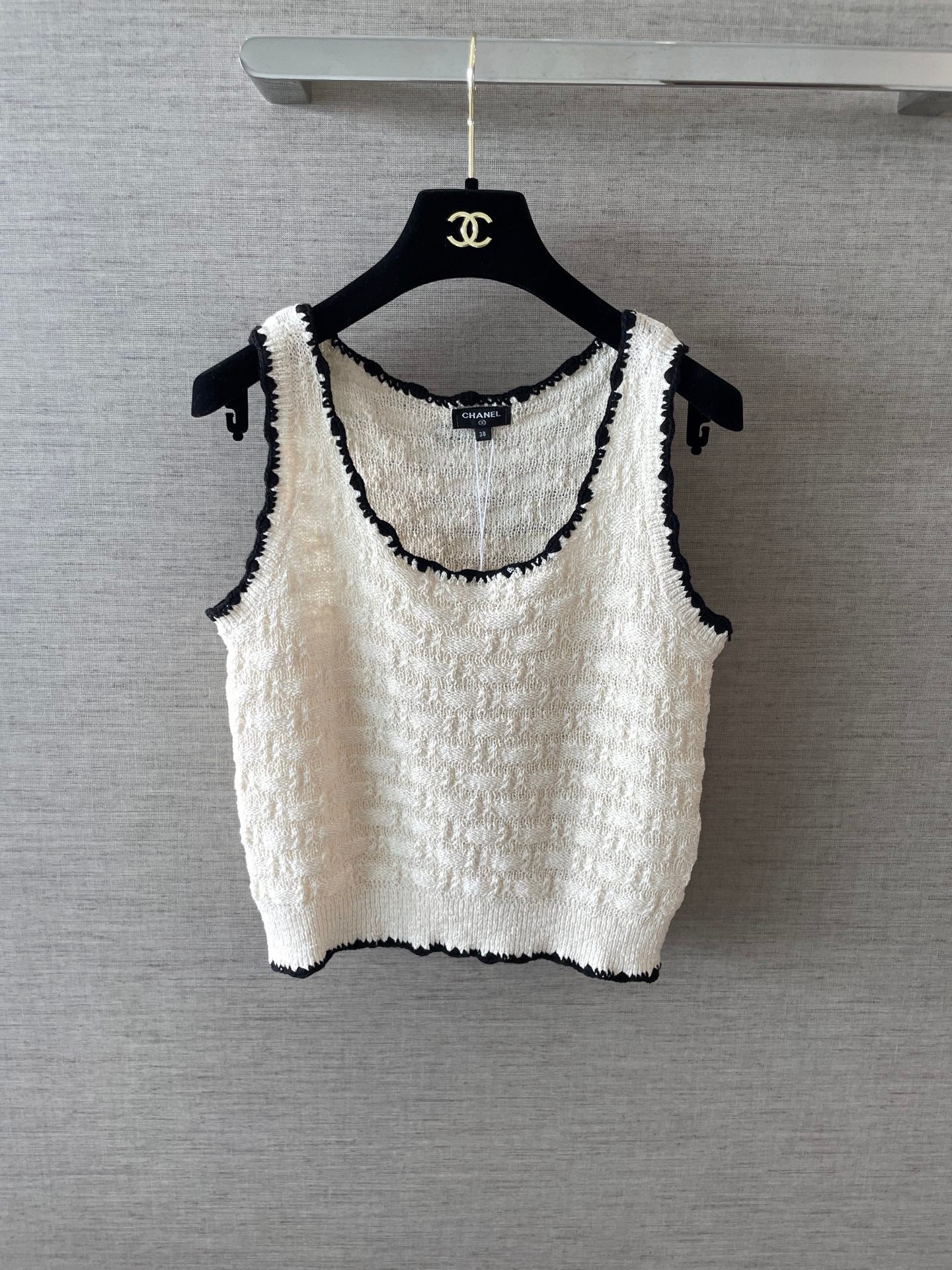 CHANEL ПОТНИК