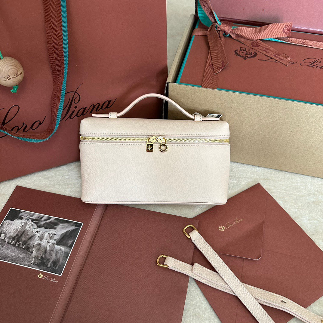LORO PIANA 19