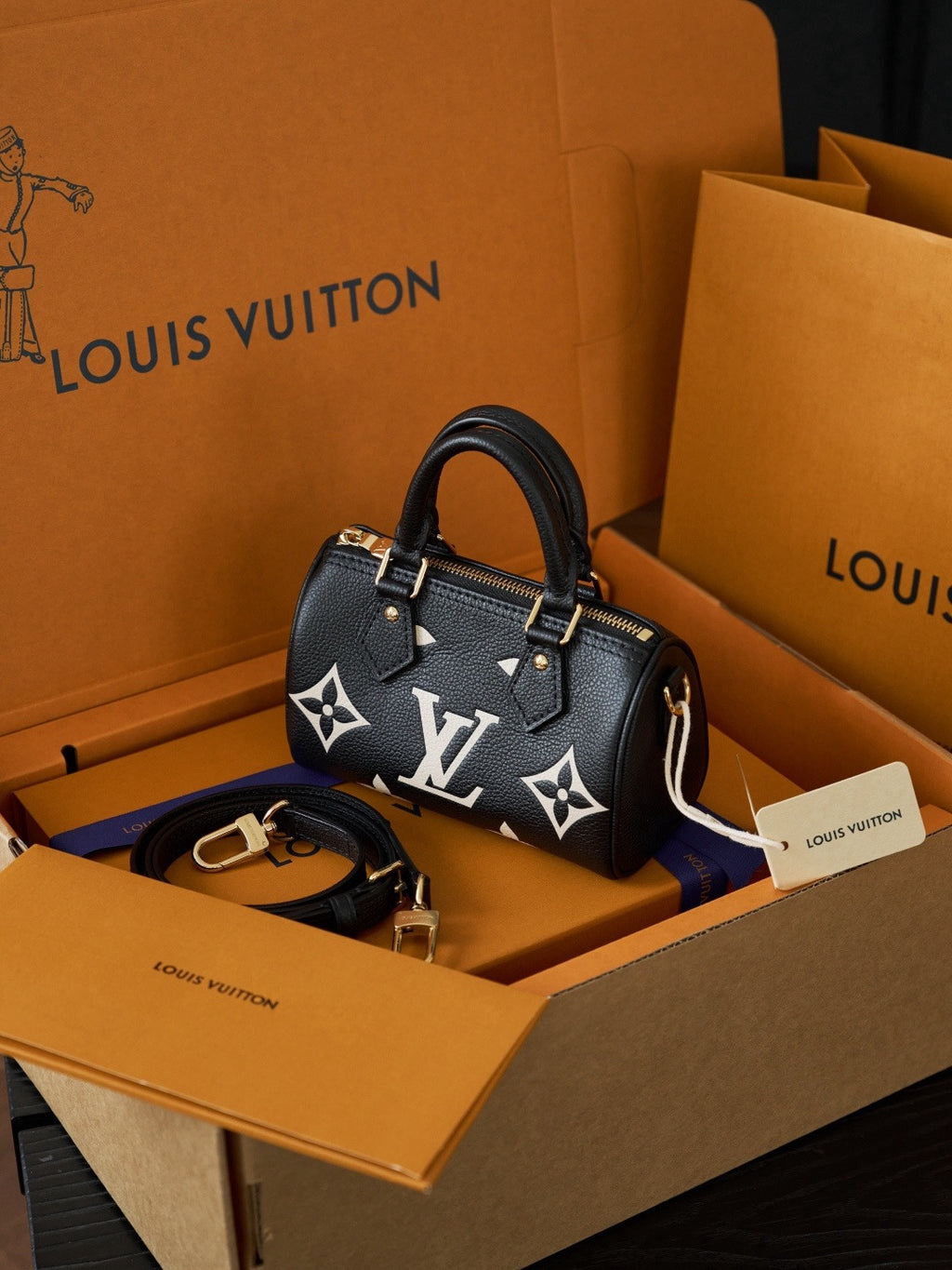 LOUIS VUITTON
