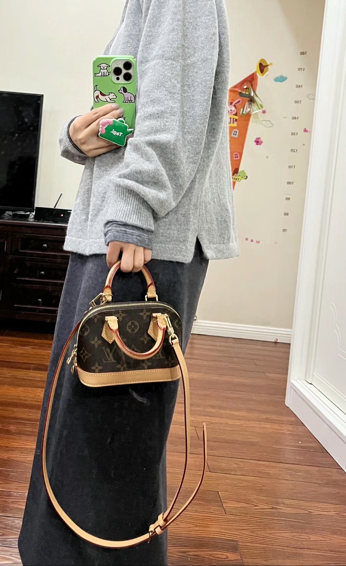 LOUIS VUITTON