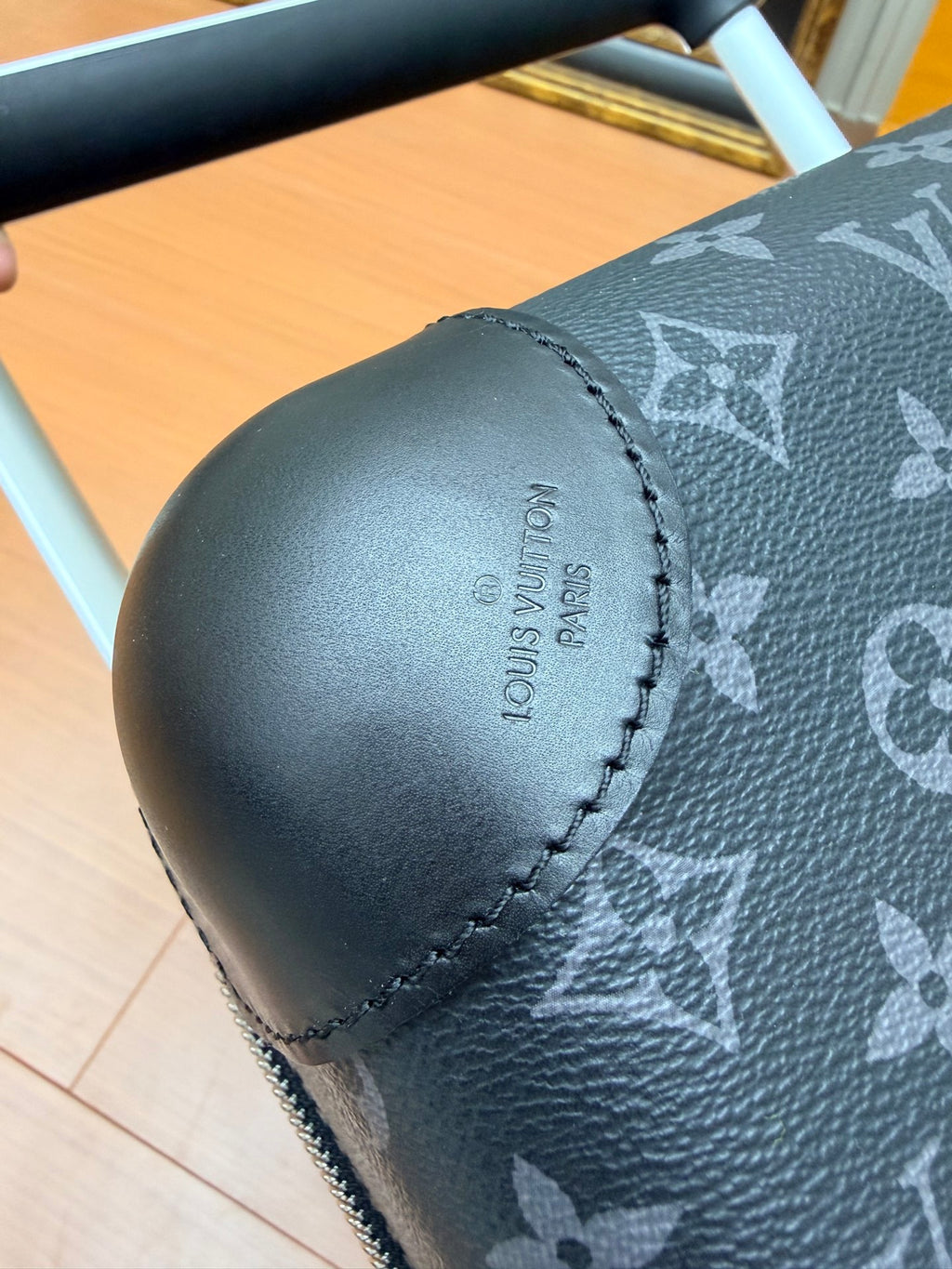 LOUIS VUITTON SUITCASE 50x36x18