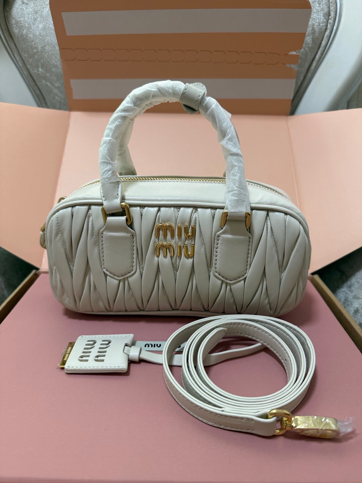 MIU MIU