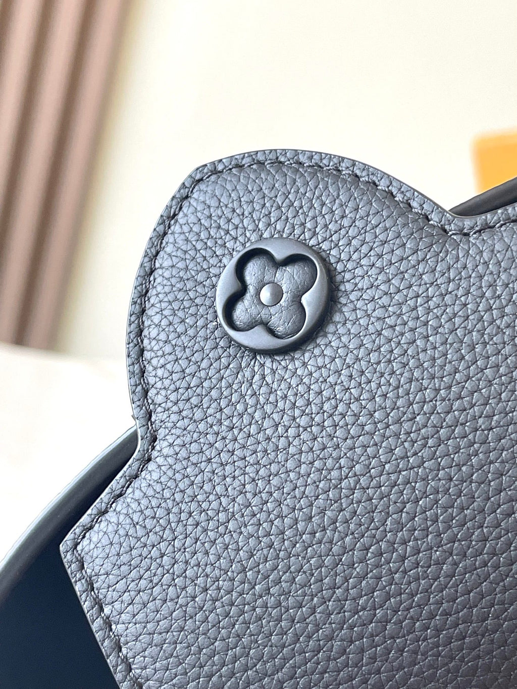 LOUIS VUITTON MINI