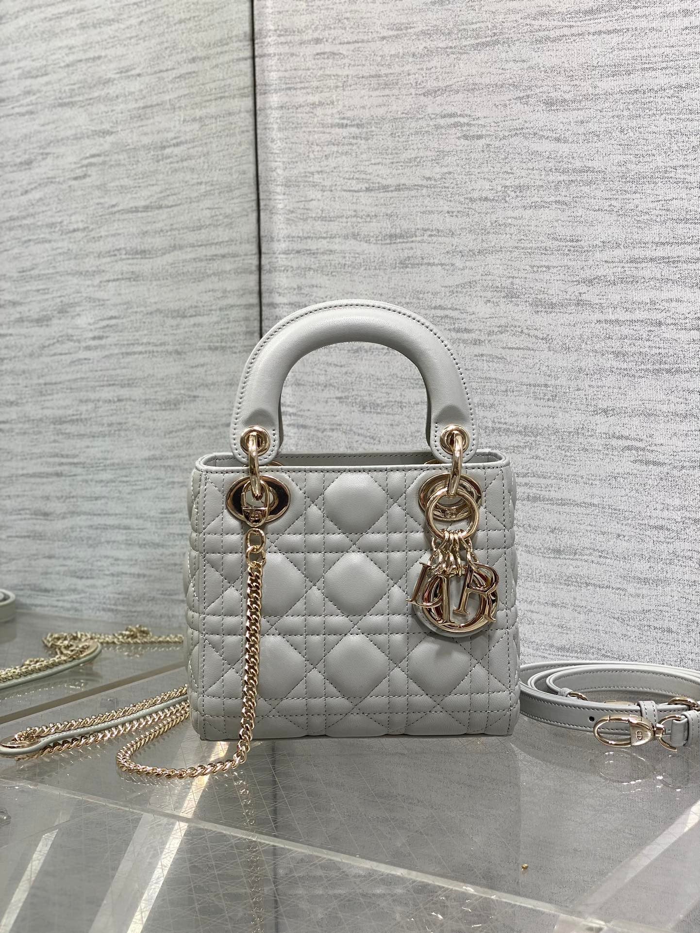 DIOR 17x15x7 cm | 14 цвята