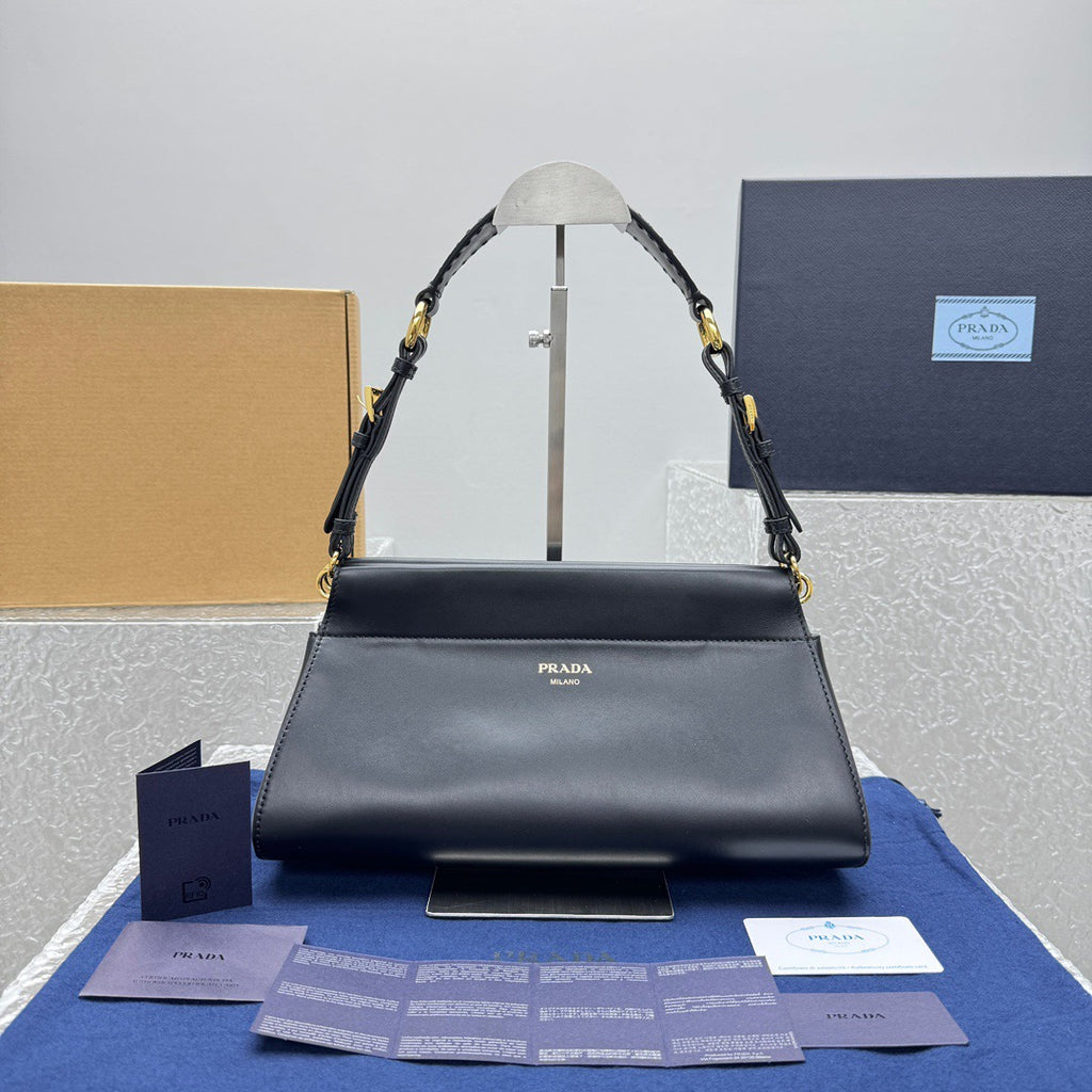 PRADA ЧАНТА
