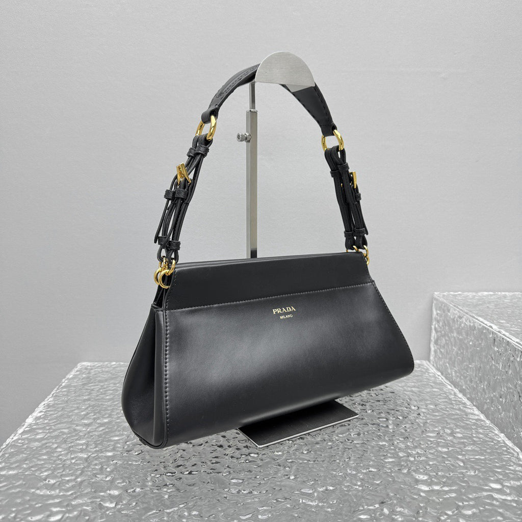 PRADA ЧАНТА