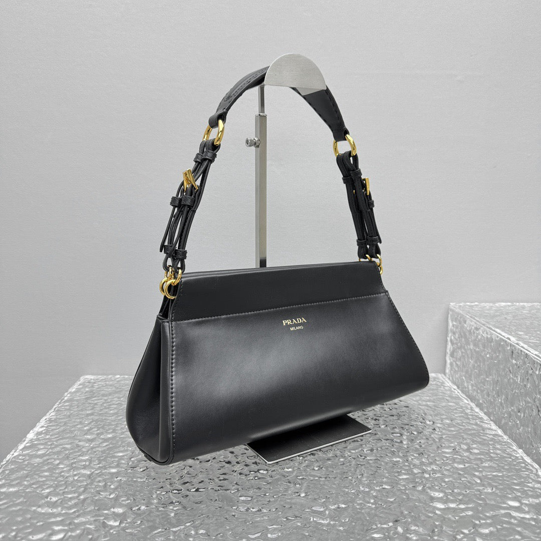 PRADA ЧАНТА