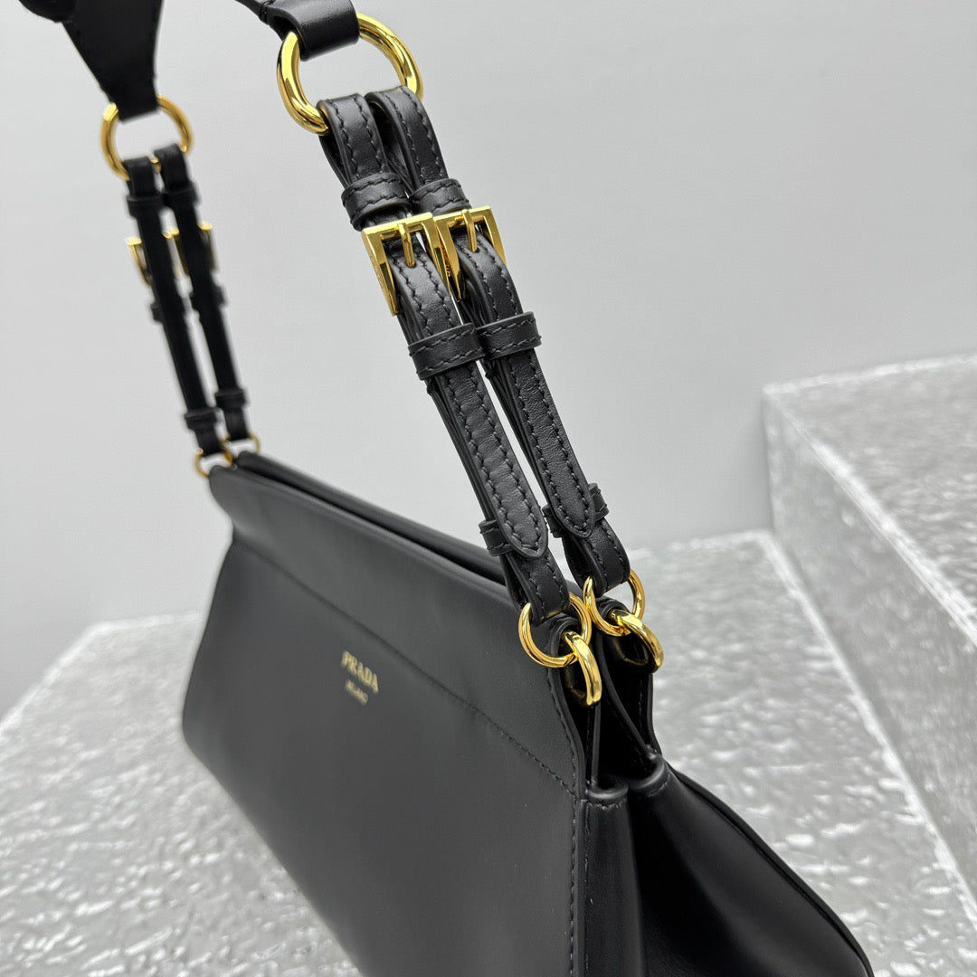 PRADA ЧАНТА