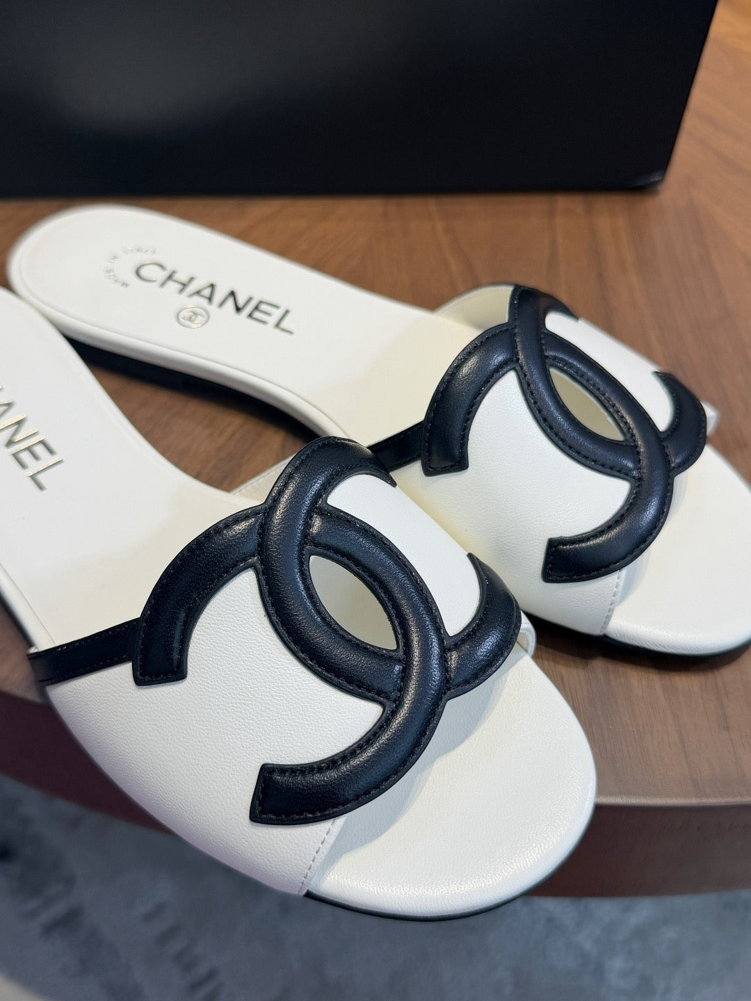 CHANEL ЧЕХЛИ