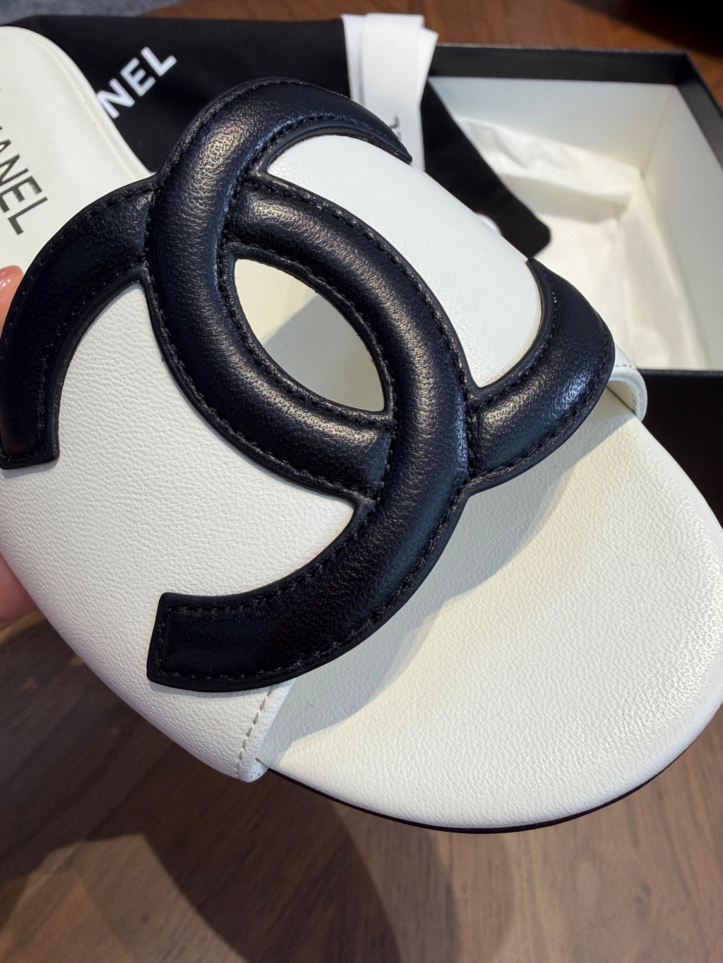 CHANEL ЧЕХЛИ