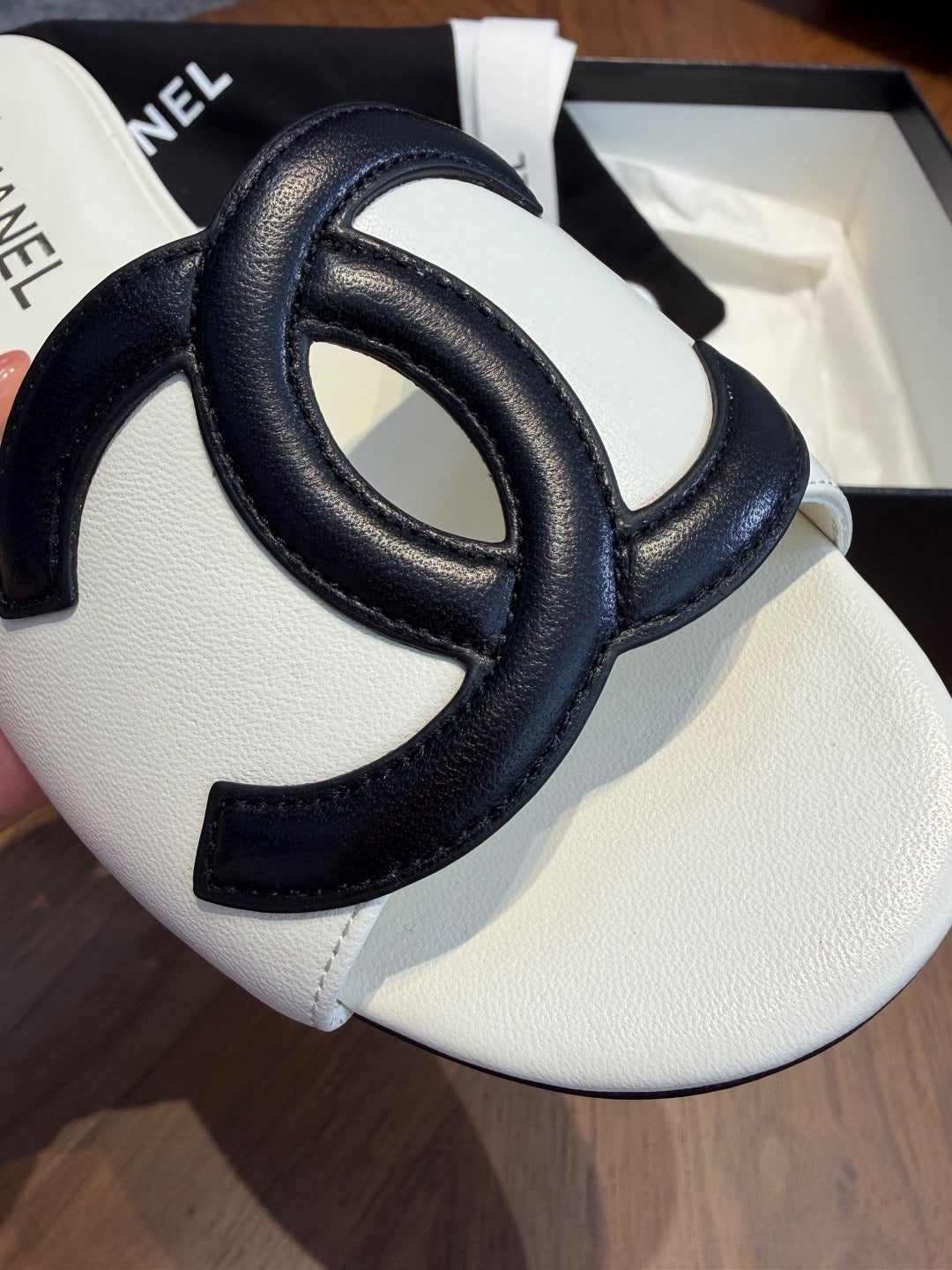 CHANEL ЧЕХЛИ