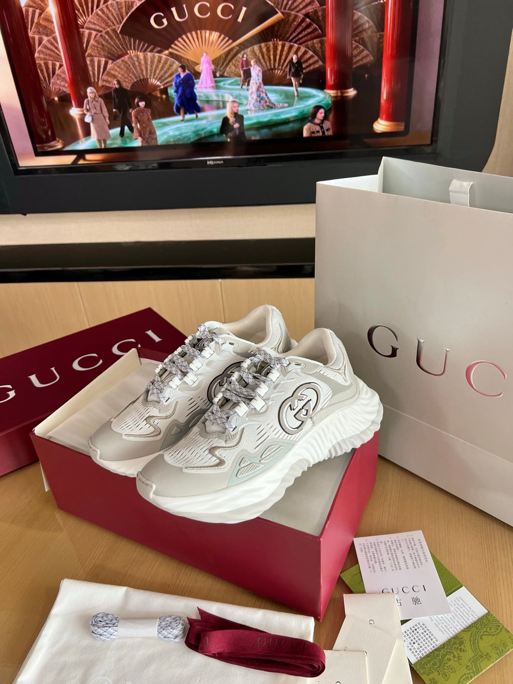 GUCCI ОБУВКИ